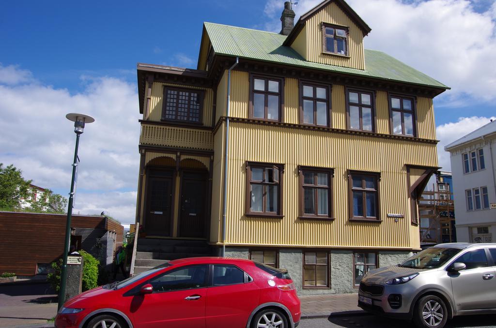 Felicia'S Flat Apartment Reykjavik Ngoại thất bức ảnh